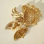 Vintage Trifari Demi Parure..